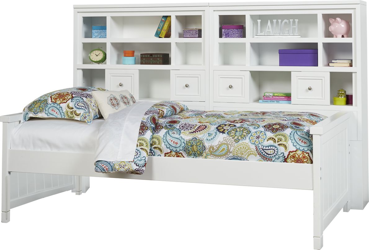 Rooms to outlet go bookshelves