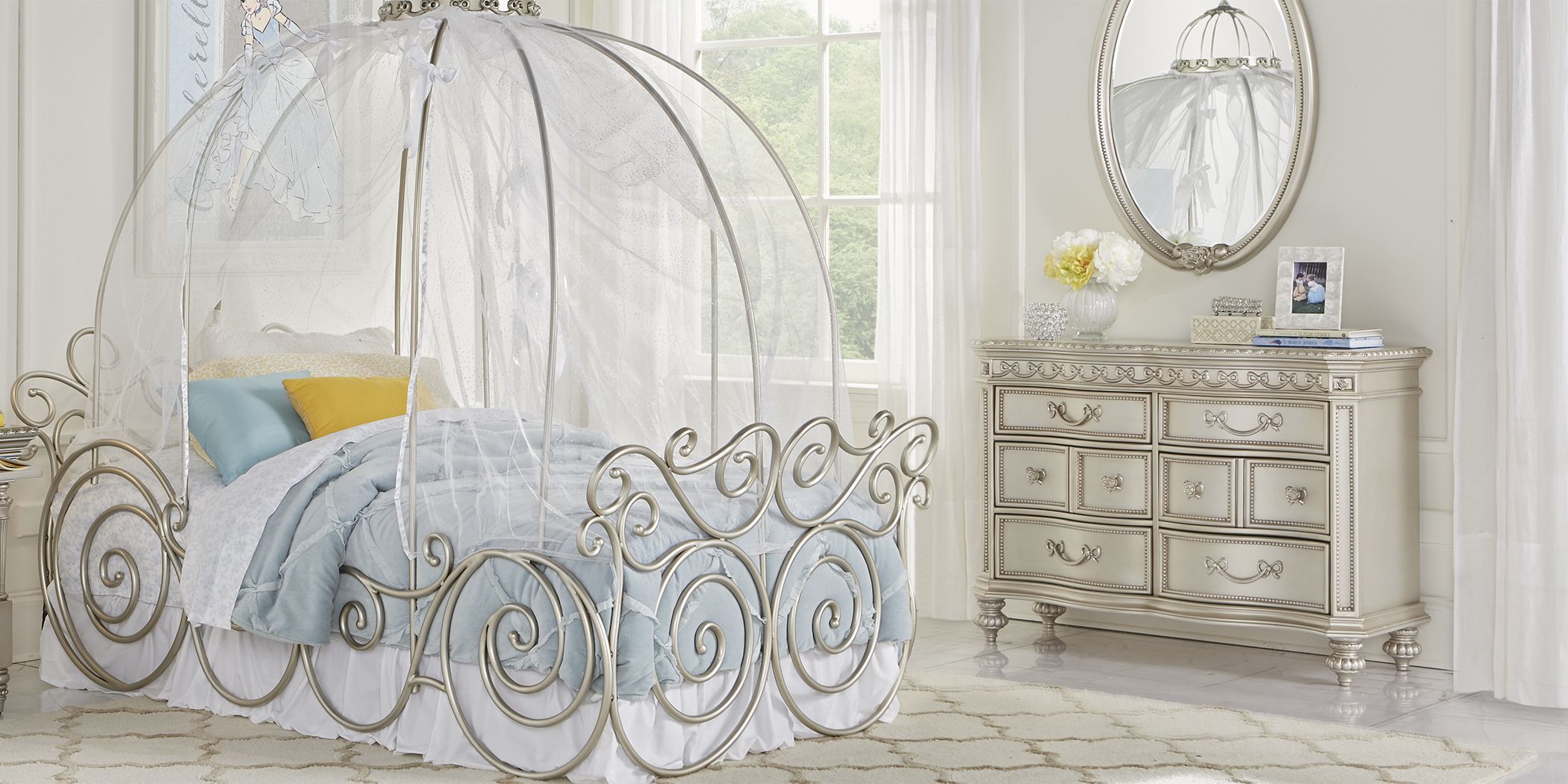 rooms to go disney princess crib