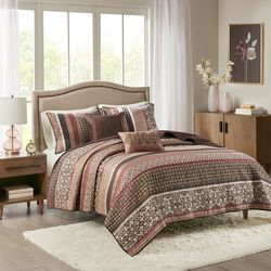 Huxley Red 5 Pc King Coverlet Set Rooms To Go