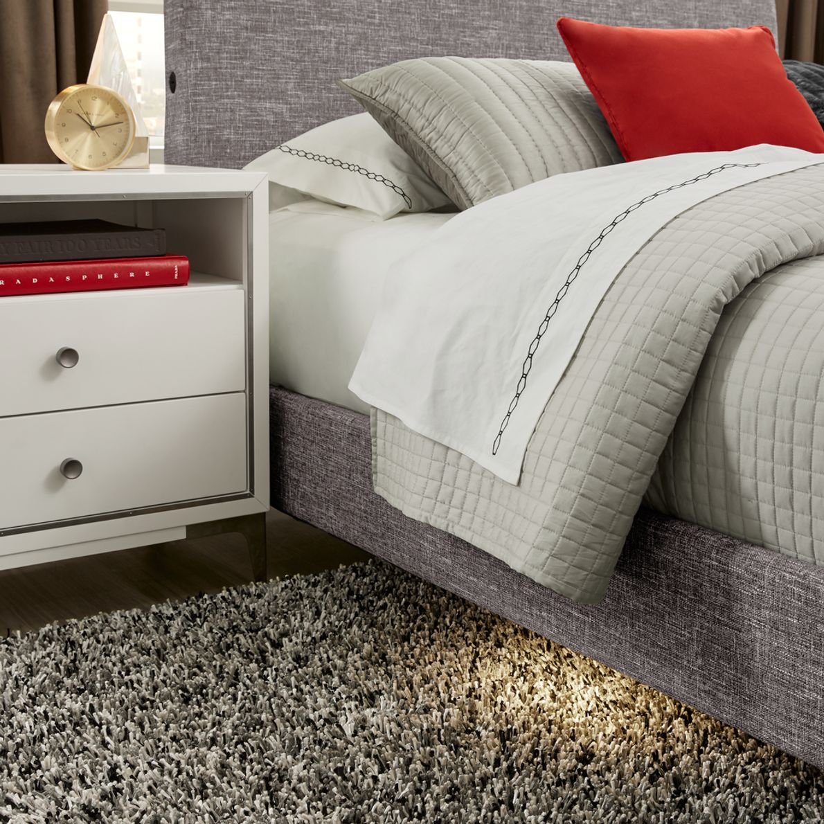 Northridge home deals cecilia upholstered bed